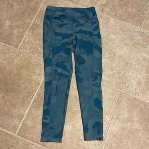 North Face Leggings Camo Print Side pockets Medium teal‎